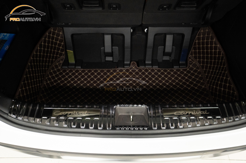 Vì sao nên chống trầy cốp sau Kia Carnival cần phải có?