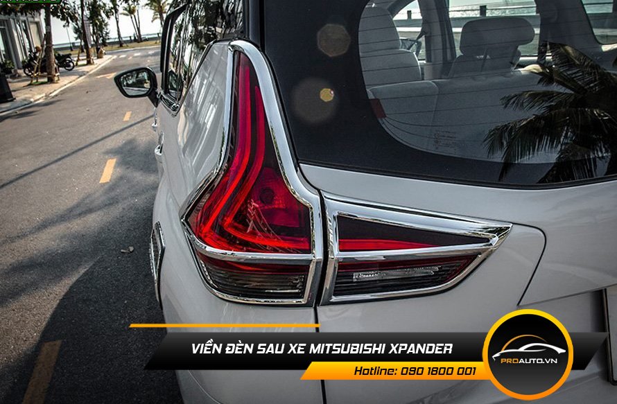 Viền đèn sau xe Mitsubishi Xpander