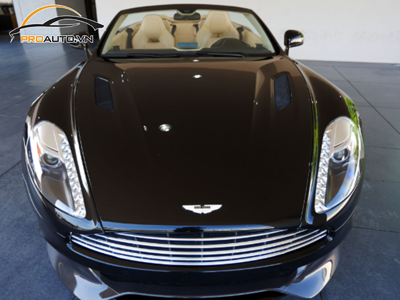 Dán wrap đổi màu Aston Martin Vanquish