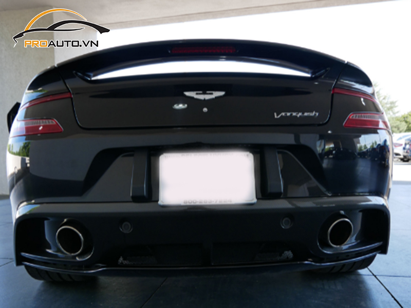 Dán wrap đổi màu Aston Martin Vanquish