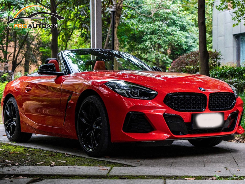 Dán wrap đổi màu xe BMW Z4