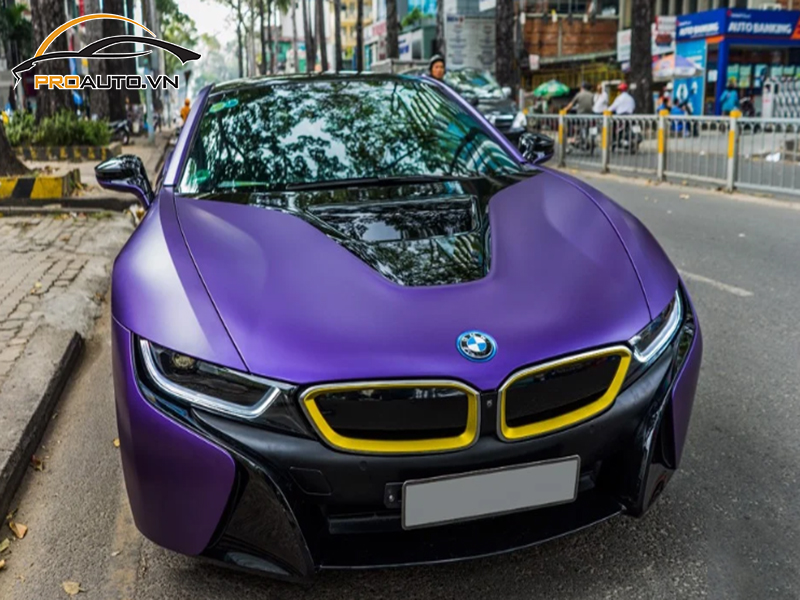 Wrap đổi màu xe BMW i8