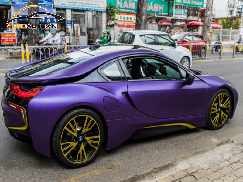 Dán wrap đổi màu xe BMW i8