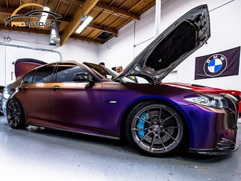 Dán wrap đổi màu xe BMW Series 5