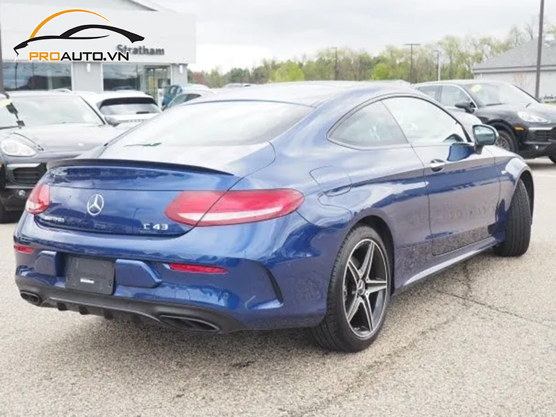 Dán wrap đổi màu xe Mercedes C-Class