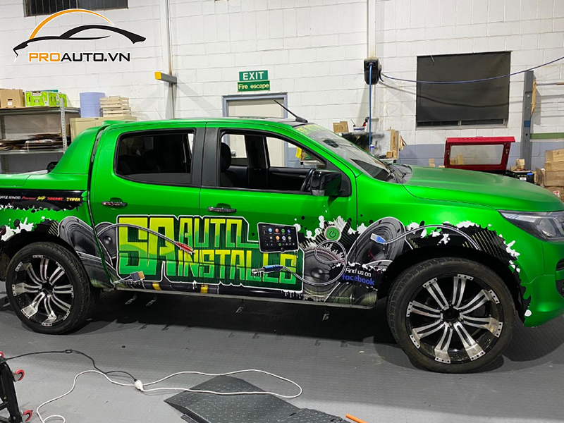 Dán wrap đổi màu xe Chevrolet Colorado