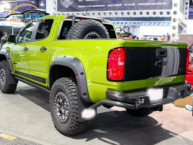 Dán wrap đổi màu xe Chevrolet Colorado