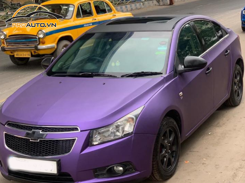 Dán wrap đổi màu Chevrolet Cruze