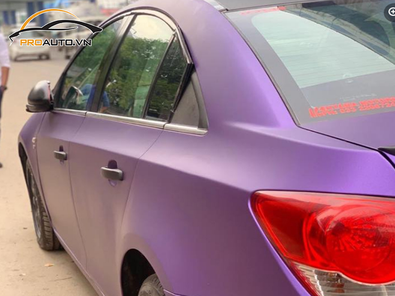 Dán wrap đổi màu Chevrolet Cruze