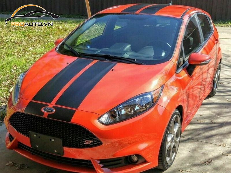 Dán wrap đổi màu Ford Fiesta