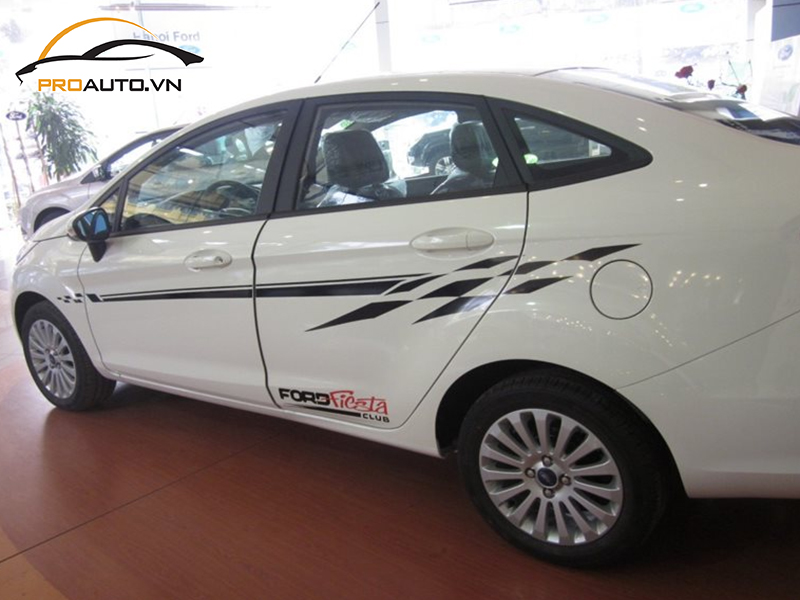 Dán wrap đổi màu Ford Fiesta
