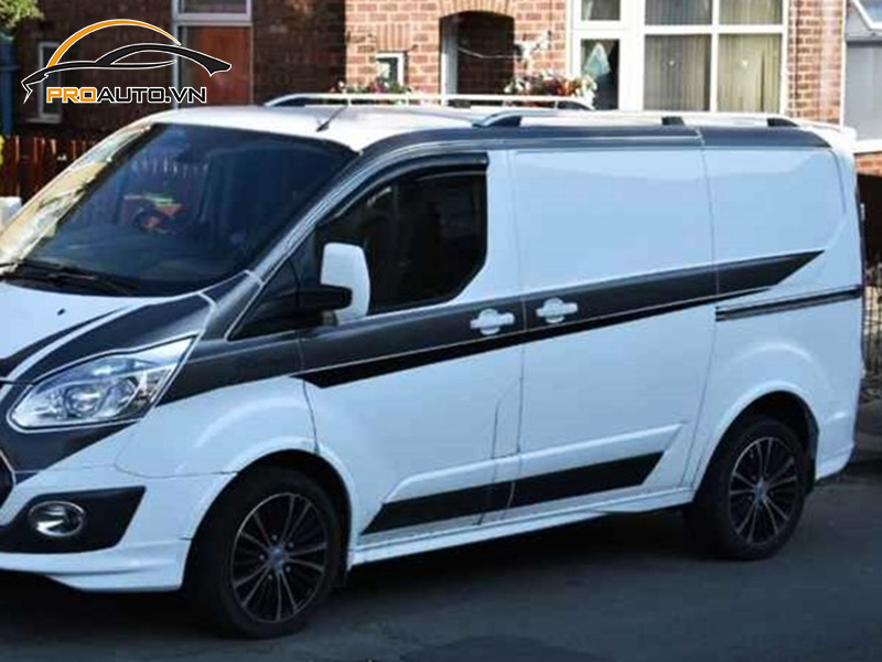 Dán wrap đổi màu Ford Tourneo