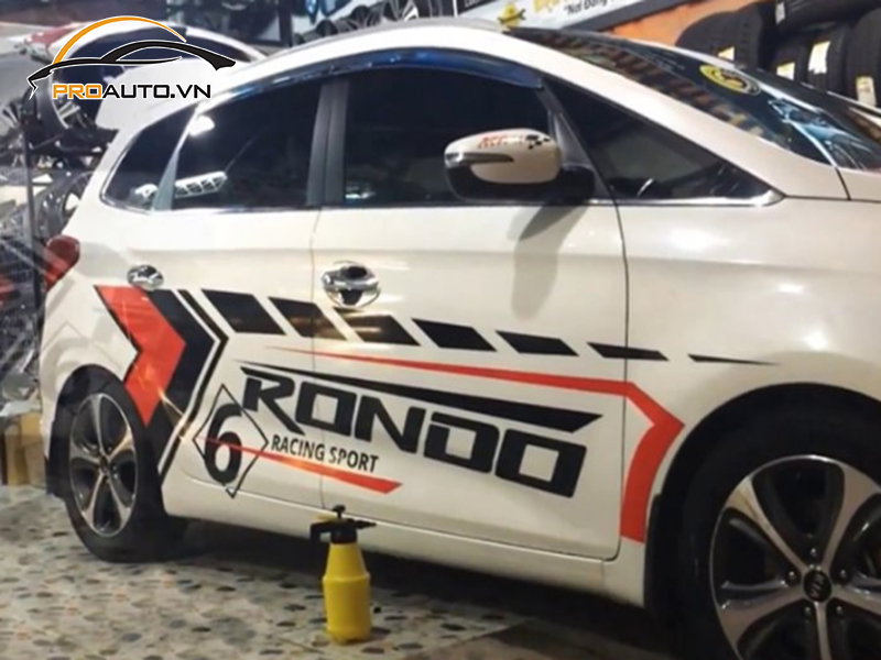Wrap Đổi Màu Xe Kia Rondo