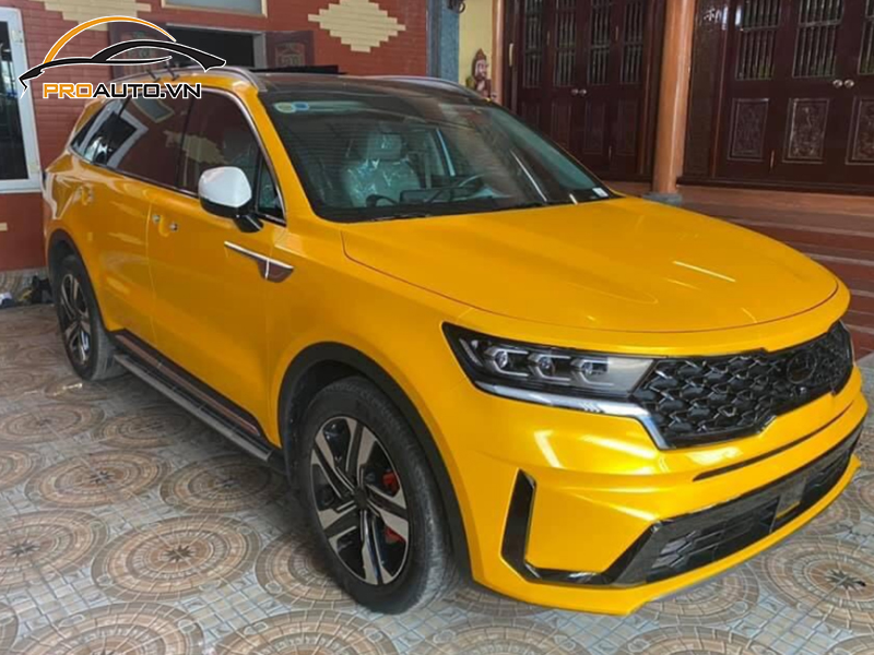 Dán wrap đổi màu xe Kia Sorento