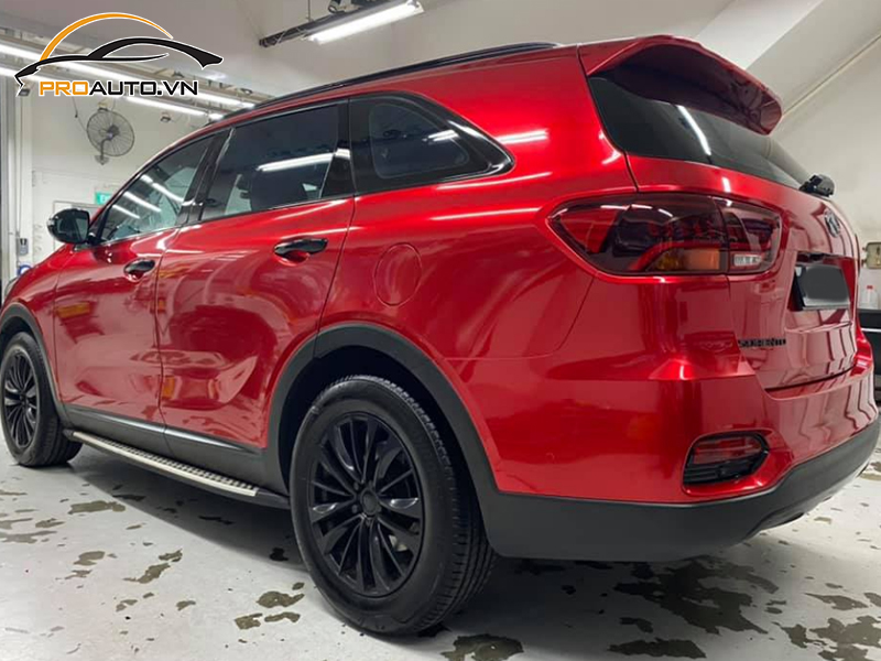 Dán wrap đổi màu xe Kia Sorento