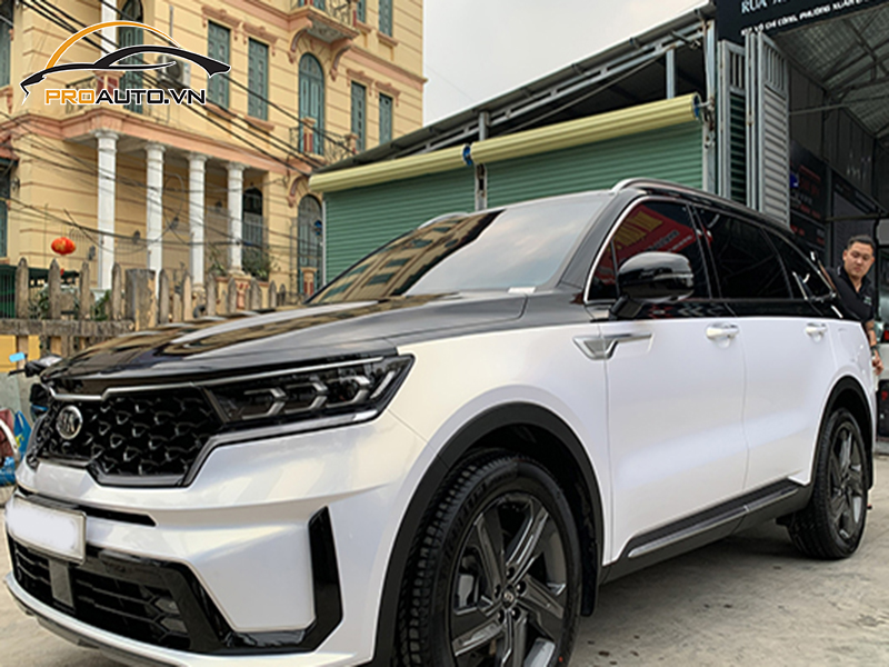 Dán wrap đổi màu xe Kia Sorento