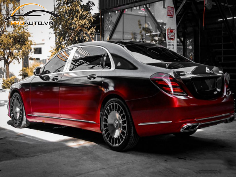 Wrap đổi màu xe Mercedes Maybach