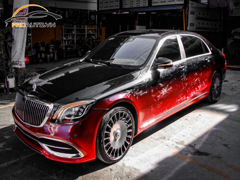 Dán wrap đổi màu xe Mercedes Maybach