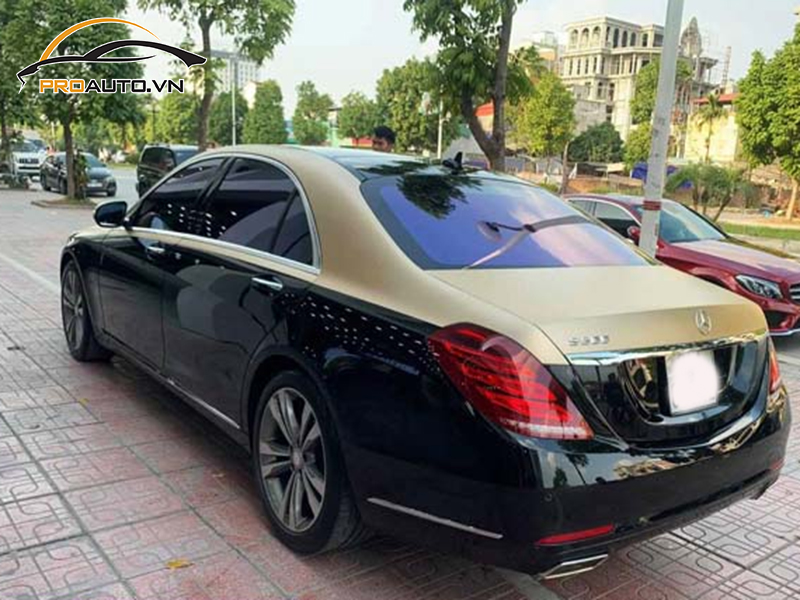 Dán wrap đổi màu cho xe Mercedes Maybach