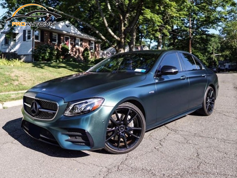 Dán wrap đổi màu Mercedes E-Class