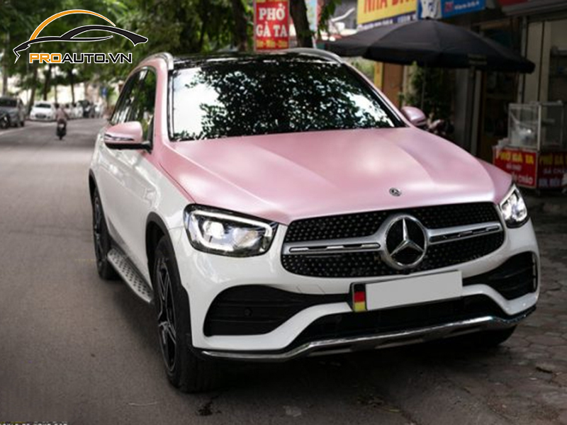 Wrap đổi màu xe Mercedes GLC 300