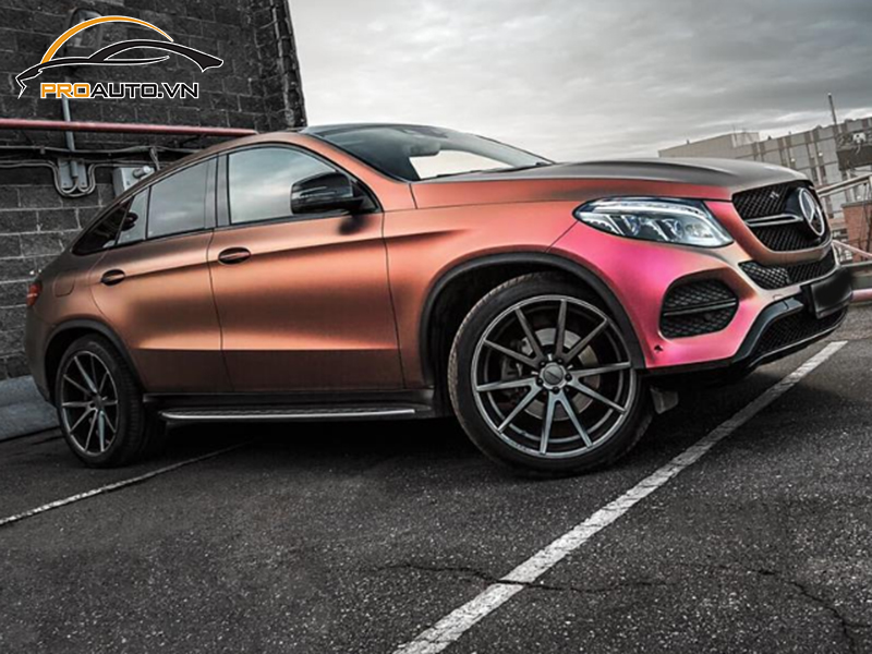 Dán wrap đổi màu xe Mercedes GLE