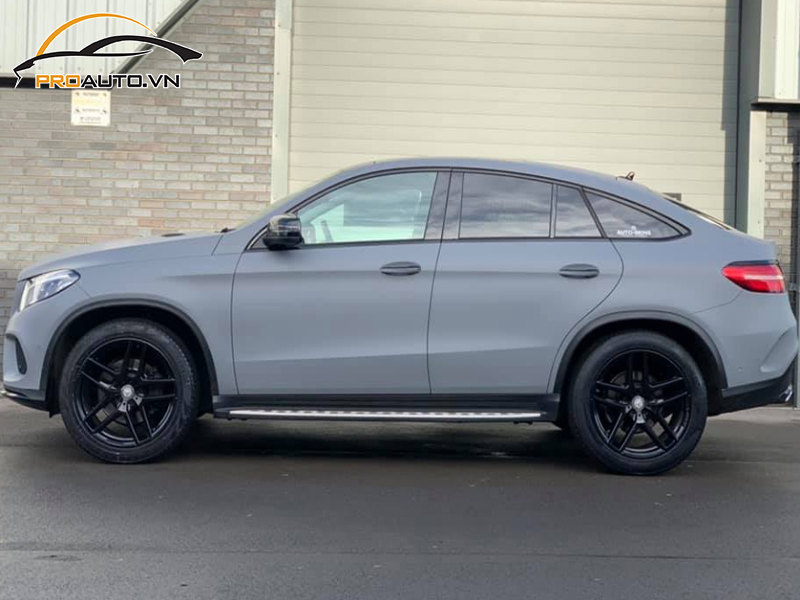 Wrap đổi màu xe Mercedes GLE