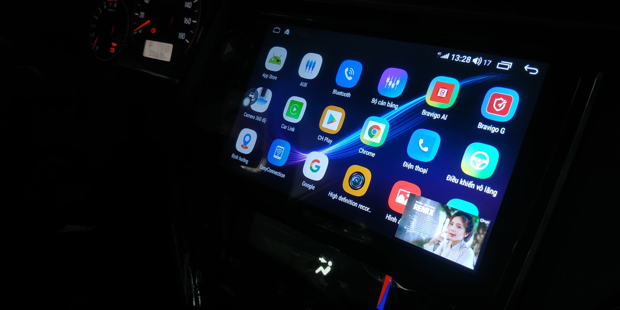 Màn Hình Bravigo 360 Ultimate Xe Brio