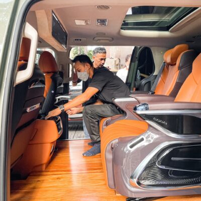 Lót sàn gỗ Kia Carnival