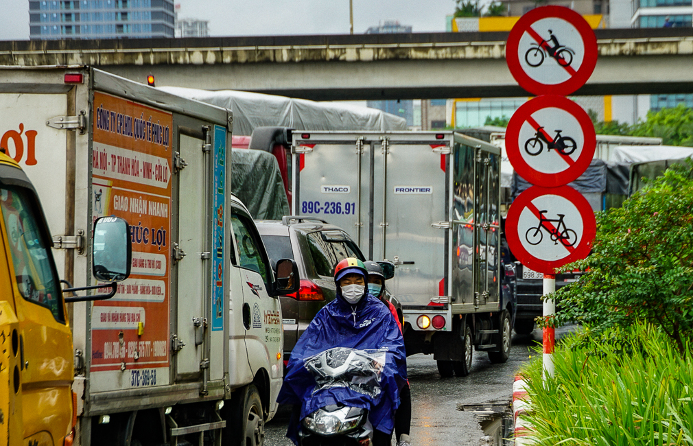 Biển cấm xe gắn máy là gì?