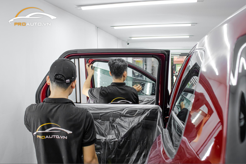 Dán phim cách nhiệt cho xe Toyota RAV4 2024