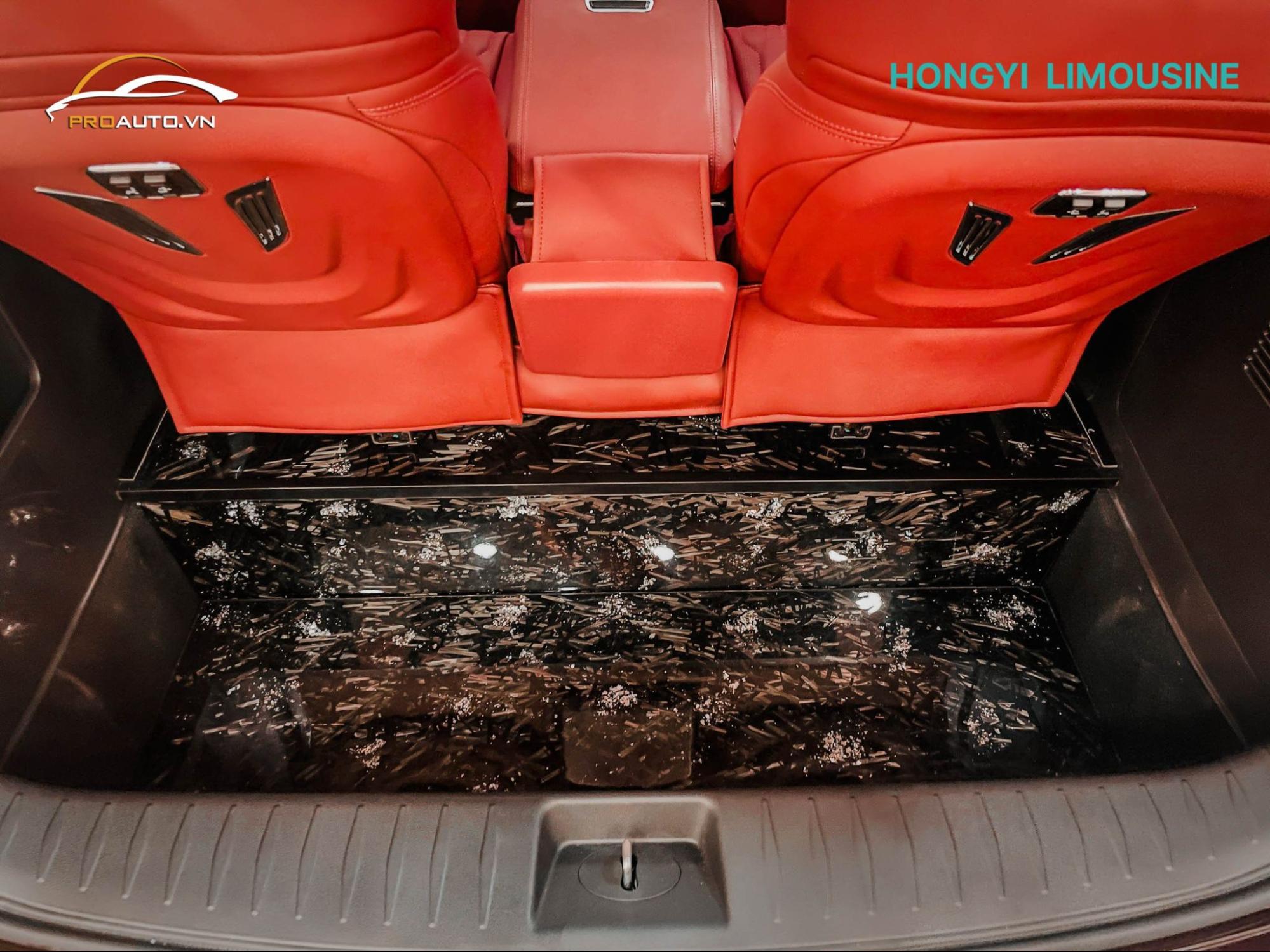 Độ sàn carbon cốp xe Kia Carnival