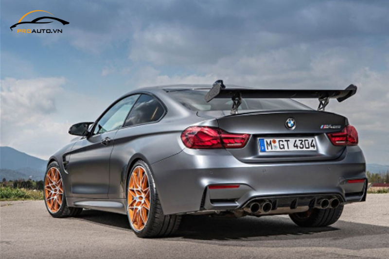 Đuôi gió điều chỉnh điện thể thao BMW Series 4