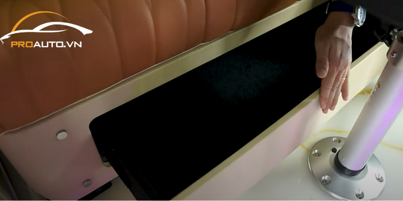 Hộc để đồ ẩn siêu rộng, tiết kiệm không gian