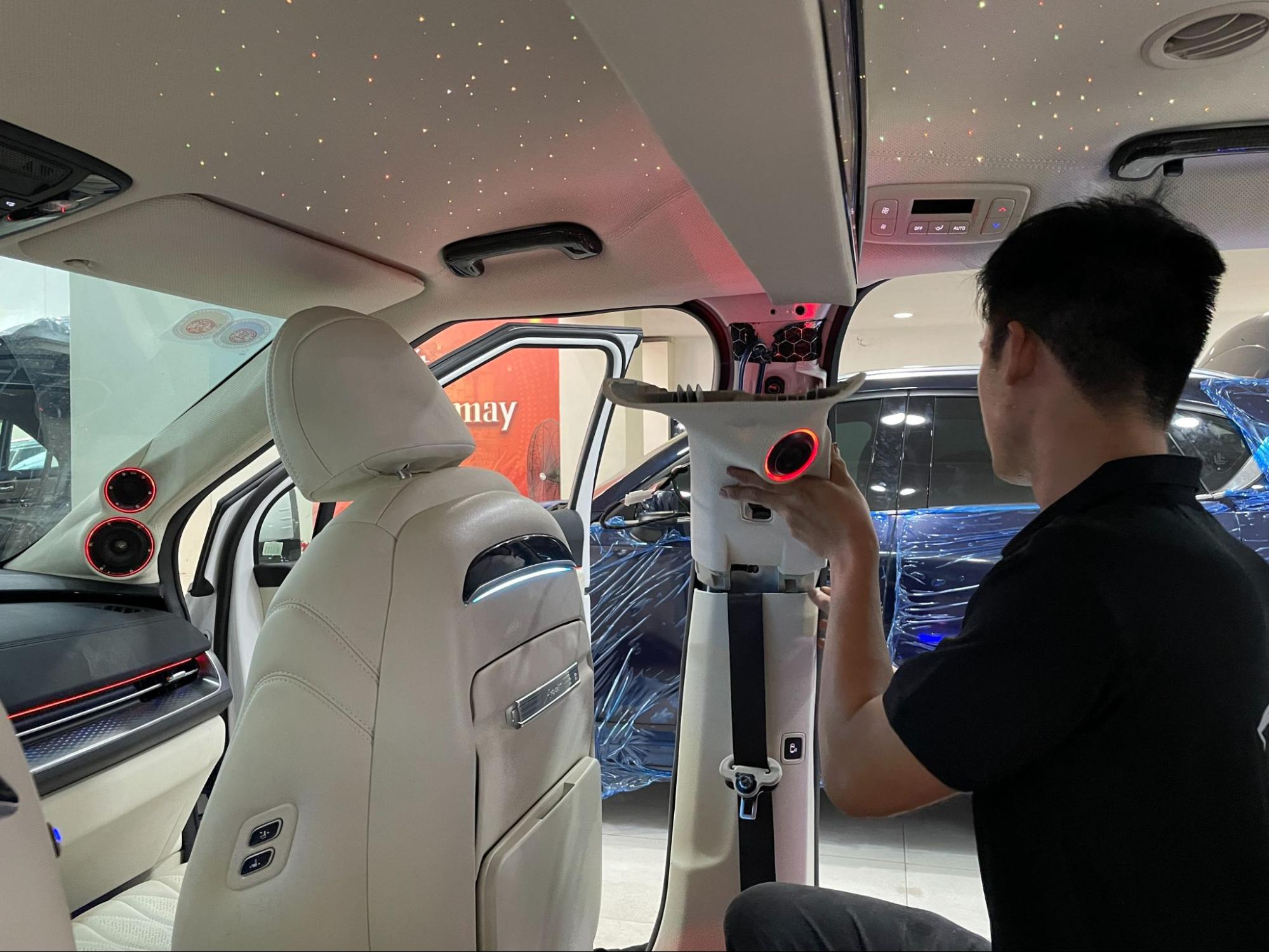 Nâng cấp âm thanh cho Kia Carnival