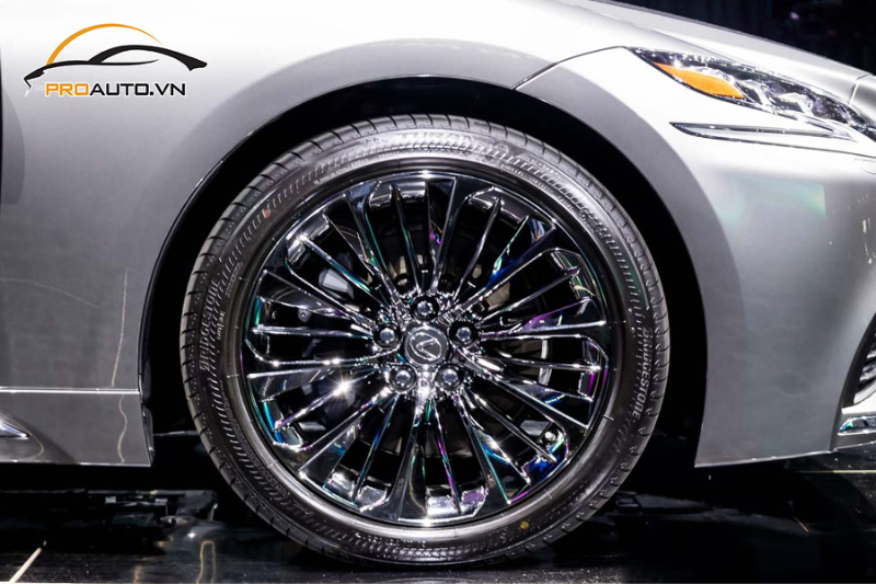 Nâng cấp Lexus bằng cách độ mâm 