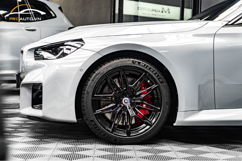 Nâng đời xe BMW bằng cách độ mâm xe