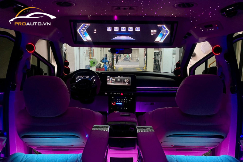 Nâng đời xe Mercedes bằng cách độ nội thất