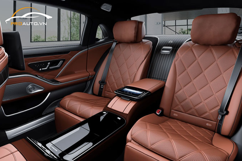 Nâng đời xe Mercedes bằng cách nâng cấp ghế Maybach