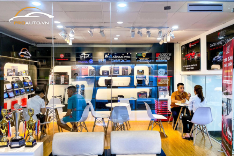 Phòng trưng bày sản phẩm của PROAUTO.VN tại quận 11
