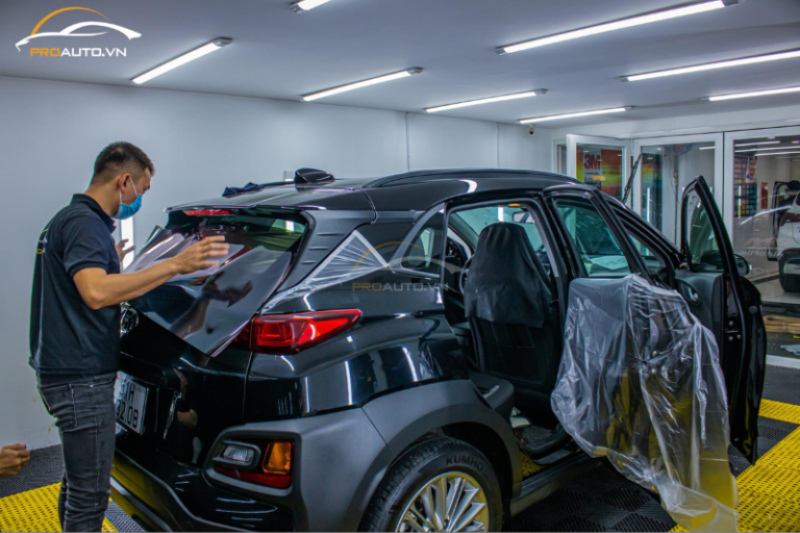 Quy trình dán phim cách nhiệt ô tô tại Đắk Nông