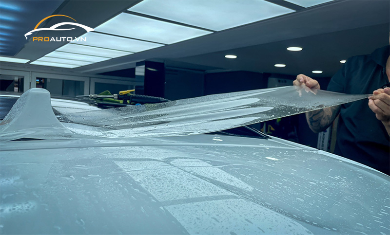 Thi công dán PPF SAP cho ô tô