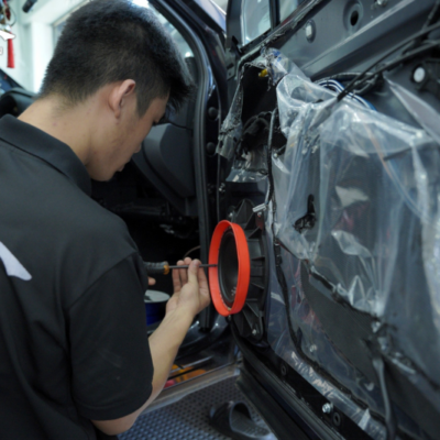 Thi công độ đèn xe cho xe hơi