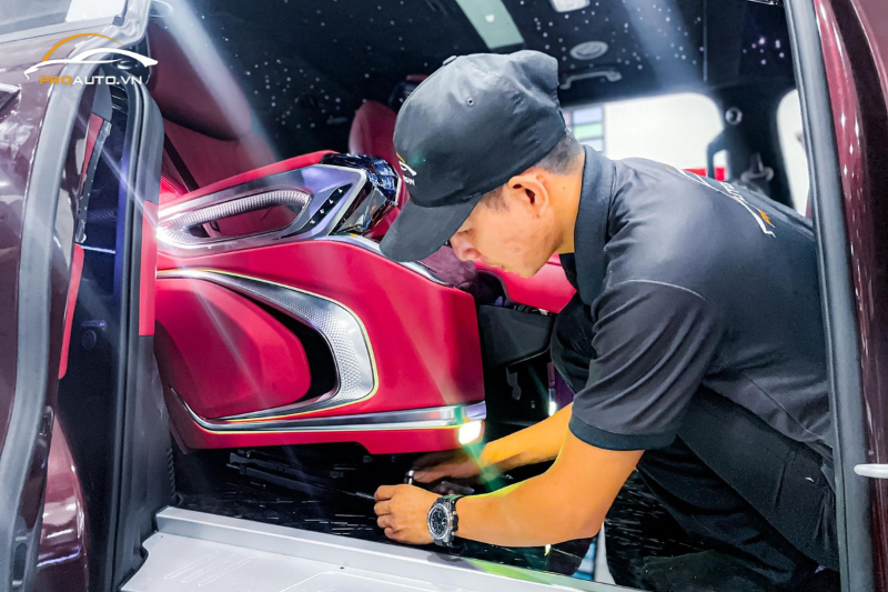 Thi công độ ghế Limousine tại PROAUTO.VN
