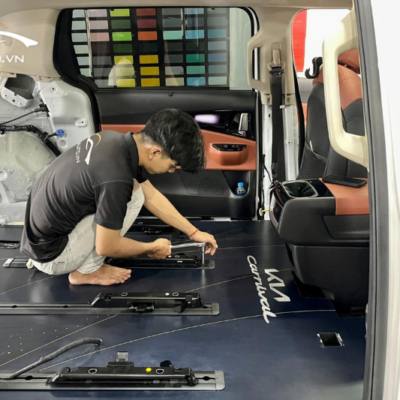Thi công độ sàn cho xe Kia Carnival