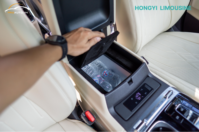 Trang bị thêm tủ lạnh mini cho xe ô tô