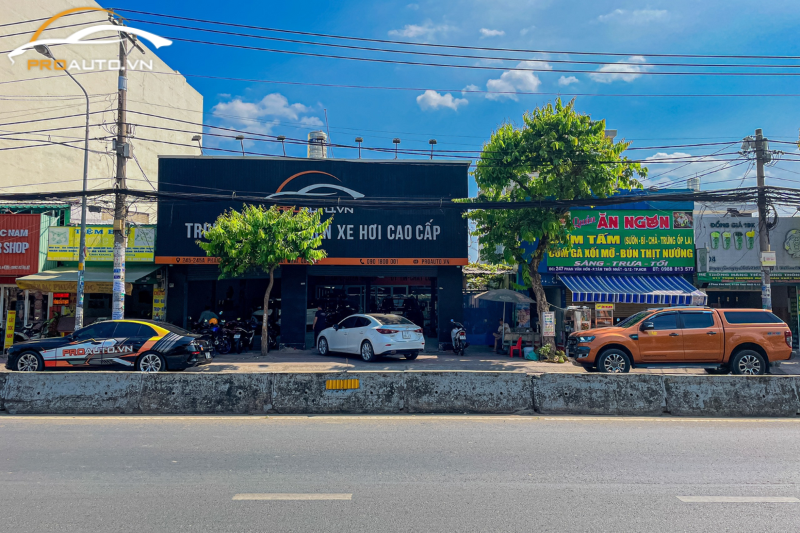 Trung tâm độ ghế Limousine Crystal 2.0 tại quận 12 Tp. Hồ Chí Minh