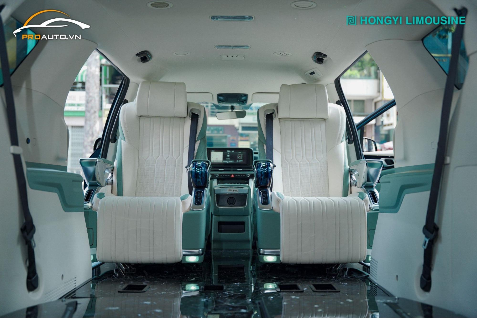 Độ Ghế Limousine Cho Kia Carnival