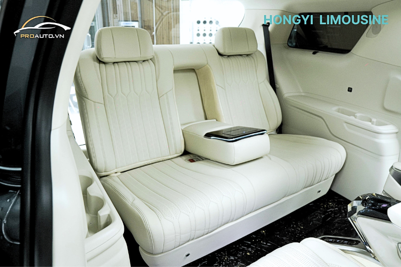 Độ Sofa Bed Cho Kia Carnival