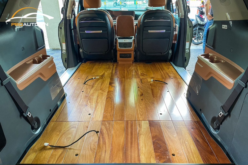 Kinh nghiệm khi lót sàn gỗ ô tô tại trung tâm PROAUTO.VN